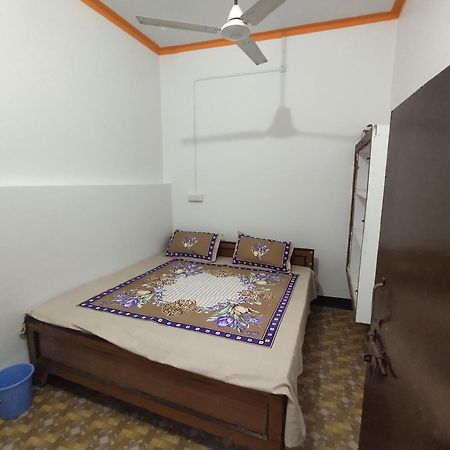 Awadh Guest House Ayodhya Eksteriør bilde